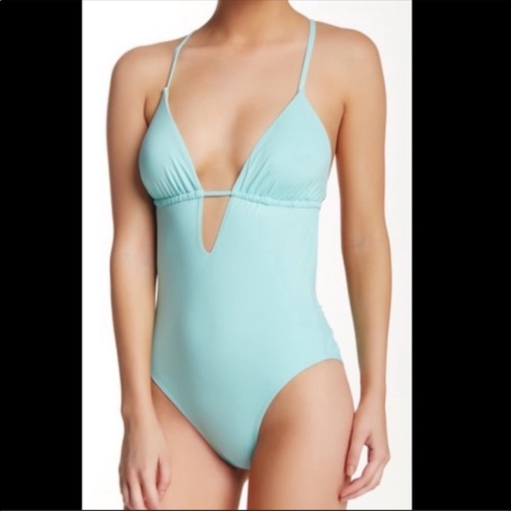 Hera Crisscross One-Piece Swim Suit S